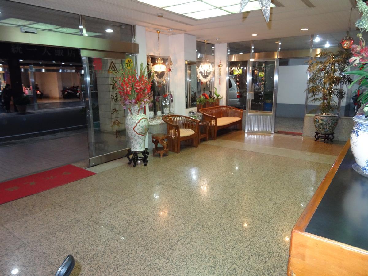 Jia Xin Hotel Chiayi City Exterior photo